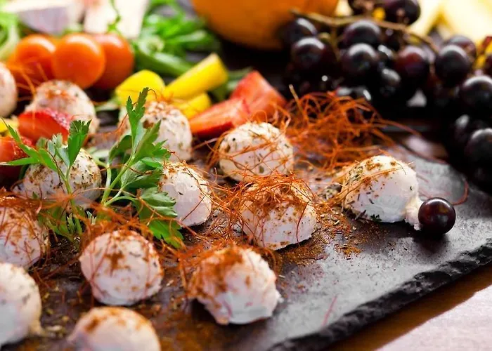 アパートホテル アパートホテル アルテス 4*