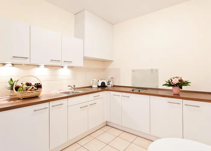 アパートホテル アルテス 4*