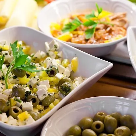 מלון דירות Altes 4*