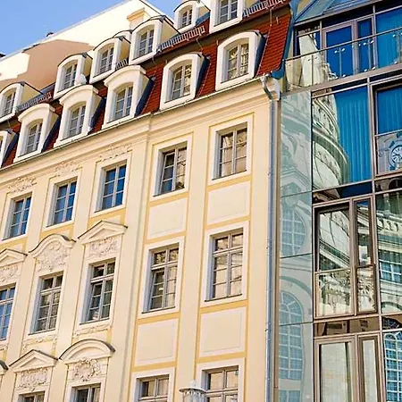 Altes Aparthotel 4*