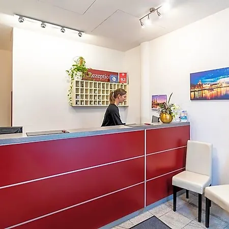 Altes Aparthotel 4*