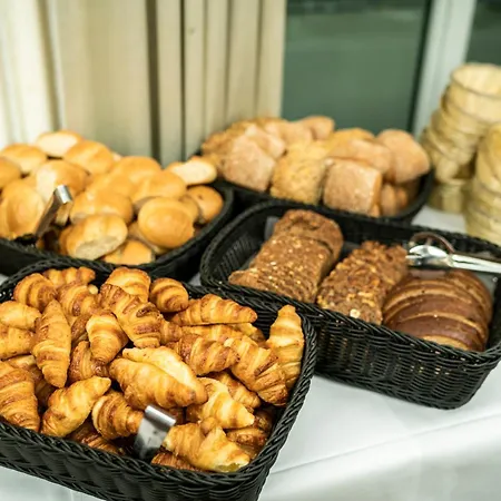 アパートホテル アパートホテル アルテス ドレスデン