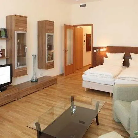 アパートホテル アルテス アパートホテル 4*