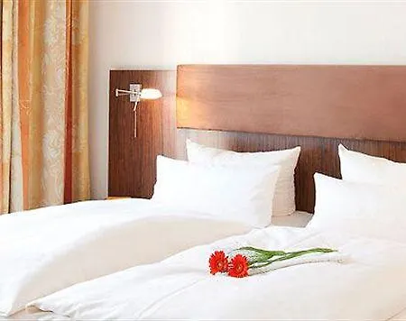 アパートホテル アパートホテル アルテス ドレスデン