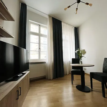 アパートホテル アルテス 4*